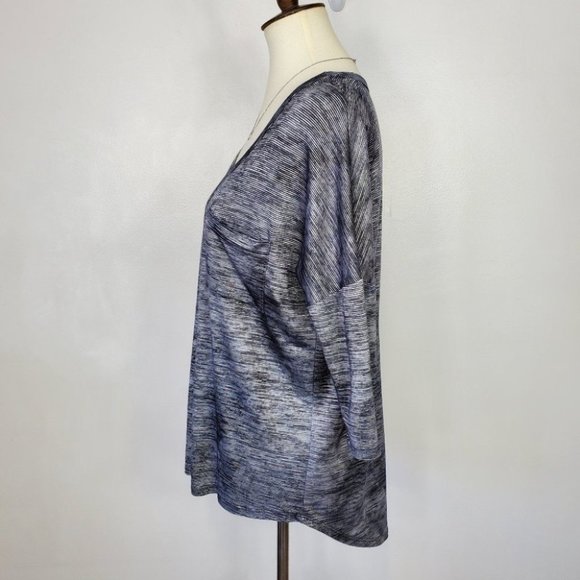 Misia Black White Drop Shoulder Back Button Detail Top Size S - Picture 4 of 12